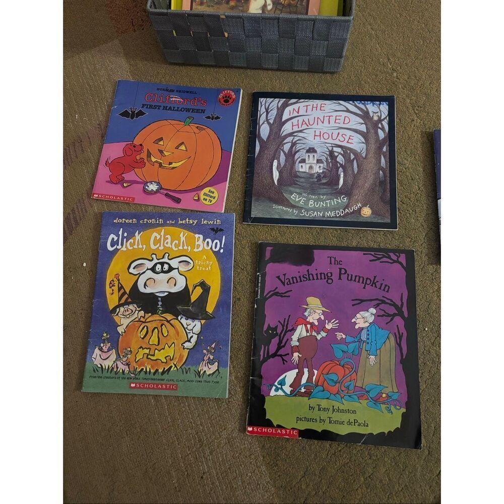 Halloween Children’s Picture Book Lot of 4 – Clifford, Click Clack Boo, Pumpkin,
